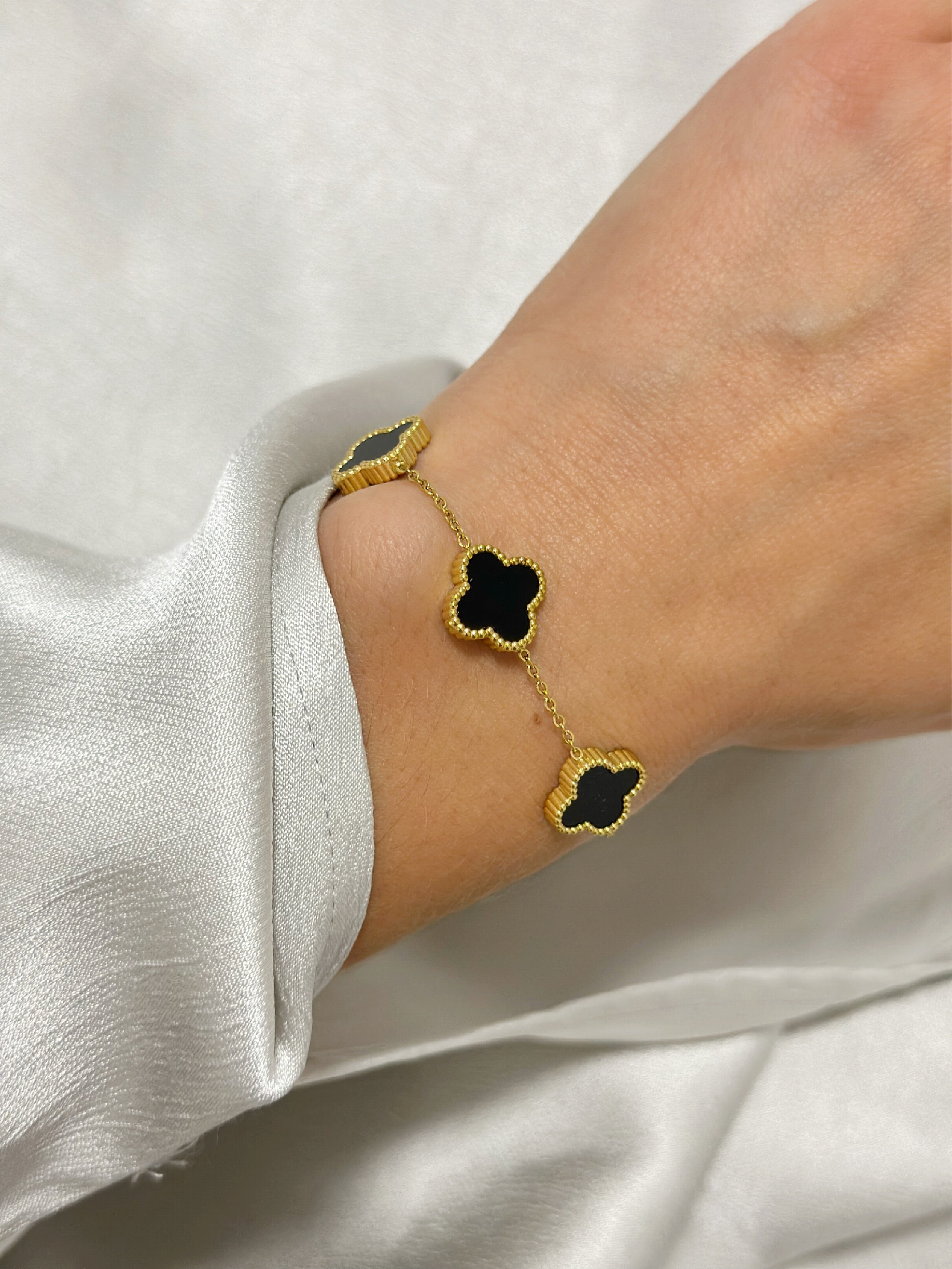 Capri Clover Bracelet - Elegantna Narukvica